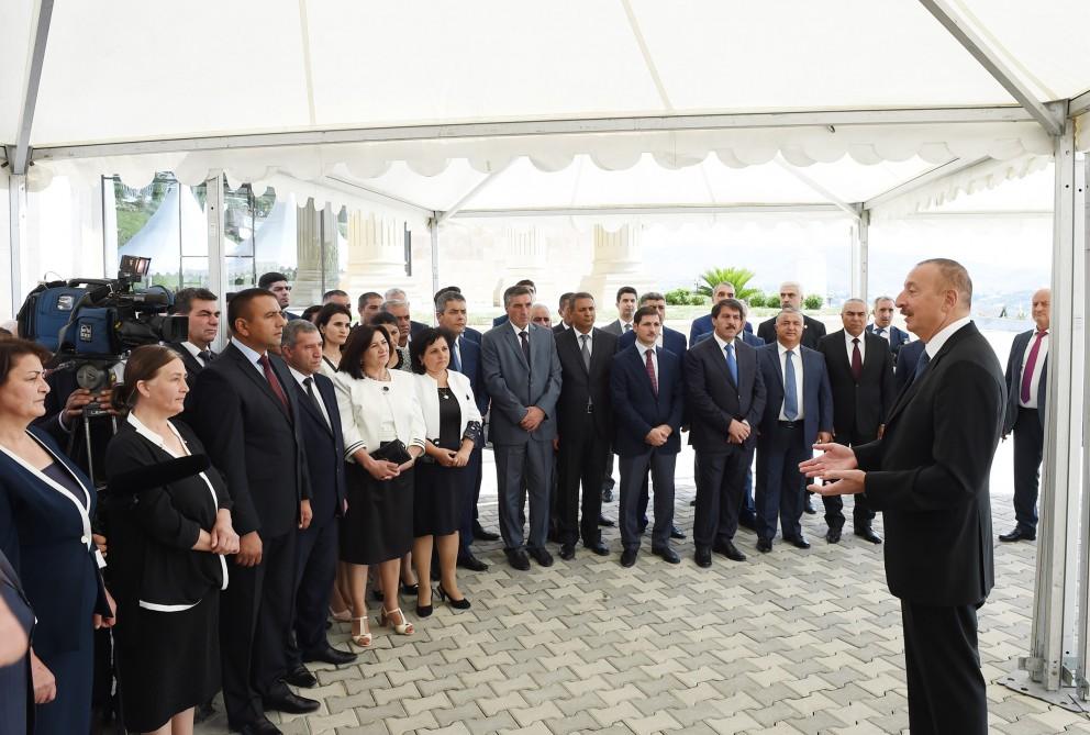 Azərbaycan Prezidenti: Bundan sonra kənd təsərrüfatı ancaq məhsuldarlığın artımı hesabına inkişaf etməlidir