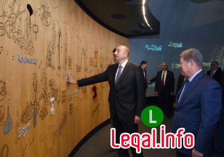 Prezident İlham Əliyev “EXPO 2017 Astana” sərgisində Azərbaycan və Qazaxıstan pavilyonları ilə tanış olub