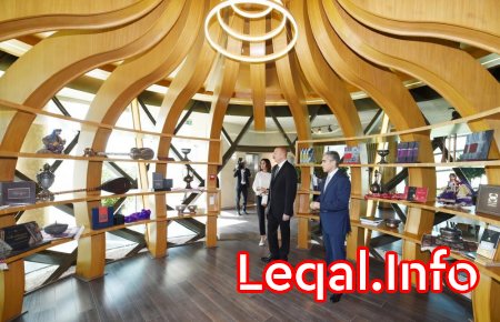 Prezident İlham Əliyev və birinci xanım Mehriban Əliyeva “Milan Ekspo 2018” sərgisindəki milli pavilyonla tanış olublar