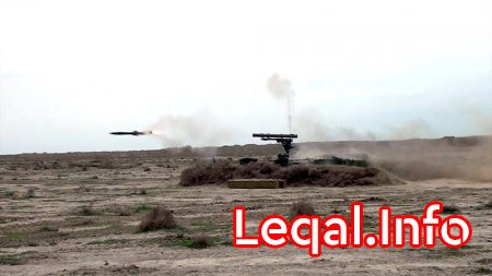 Azərbaycan Ordusunun raket və artilleriya birləşmələri döyüş atışlı təlimlər keçirir 