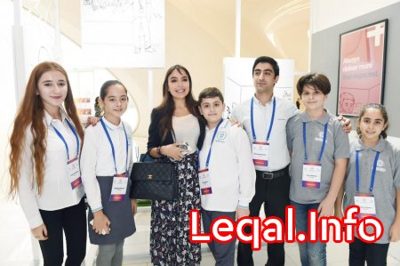 Leyla Əliyeva Heydər Əliyev Mərkəzində innovativ məhsul və xidmətlərin, startapçıların uğurlu tətbiqlərinin nümayiş olunduğu pavilyonla tanış olub Leyla Əliyeva Heydər Əliyev Mərkəzində innovativ məhsul və xidmətlərin, startapçıların uğurlu tətbiqlərinin nümayiş olunduğu pavilyonla tanış olub