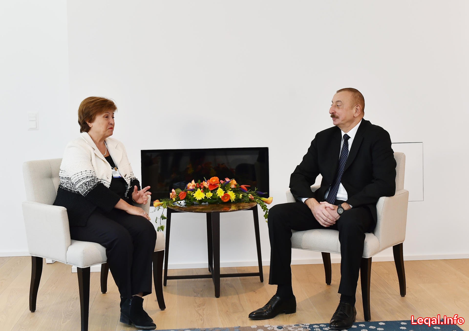 Prezident İlham Əliyev Dünya Bankının baş icraçı direktoru ilə görüşüb