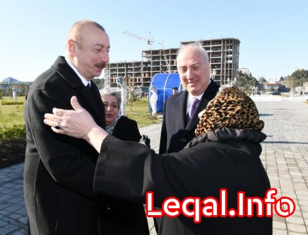 Prezident İlham Əliyev Sumqayıtın dənizkənarı bulvarında 