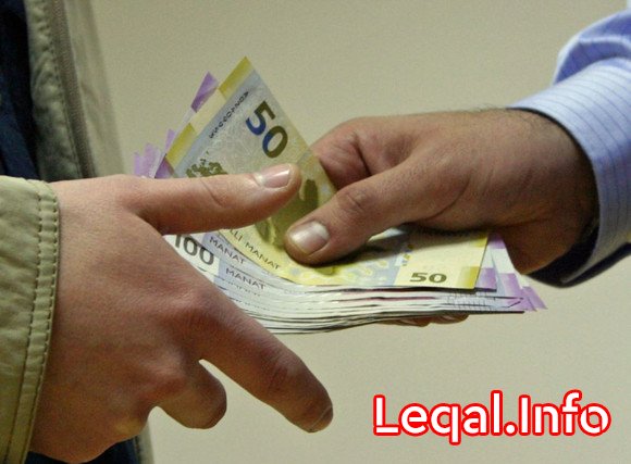 Rüşvət verməyə təhrikdə təqsirləndirilən iki polis əməkdaşı özlərini təqsirli bilib