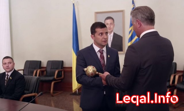 Ukraynada Vladimir Zelenskiyə qarşı cinayət işinin açılması tələb edilib