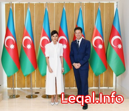 Mehriban Əliyeva MEDEF Biznes Şurasının prezidenti ilə görüşüb 