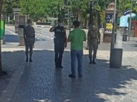 Bakı polisi reyd keçirir Bakı polisi reyd keçirir