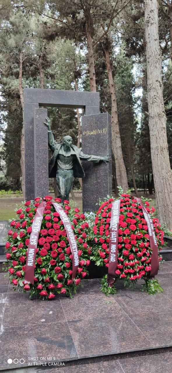 Mərhum Azərbaycanlı Alim Lütfizadə doğumunun yüzüncü il dönümündə Fəxri xiyabanda yad edildi