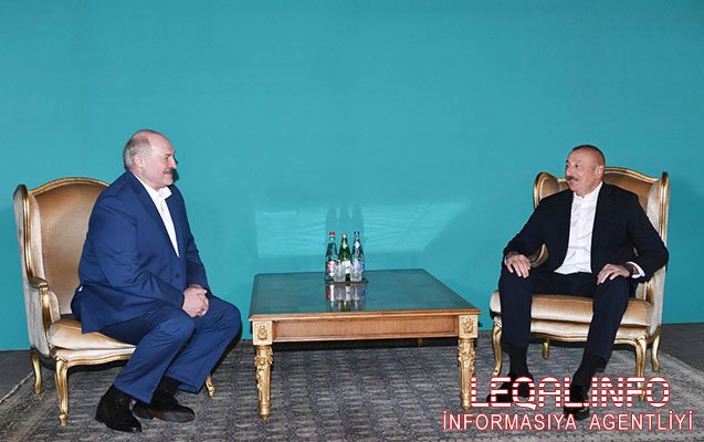 İlham Əliyev Lukaşenko ilə qeyri-rəsmi görüşdü