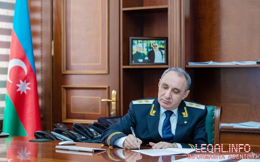 Baş prokurorun köməkçisi vəzifəsindən azad edilib
