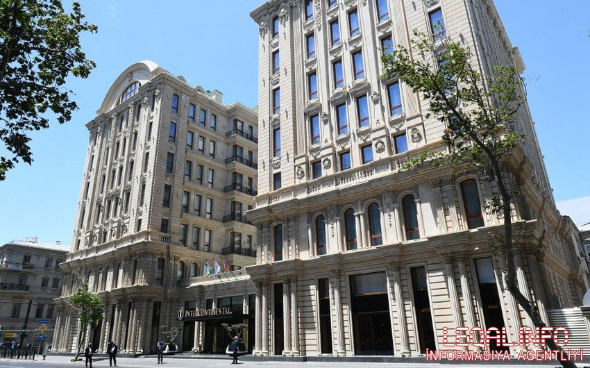 İlham Əliyev Bakıda “Intercontinental” otelinin açılışında iştirak edib