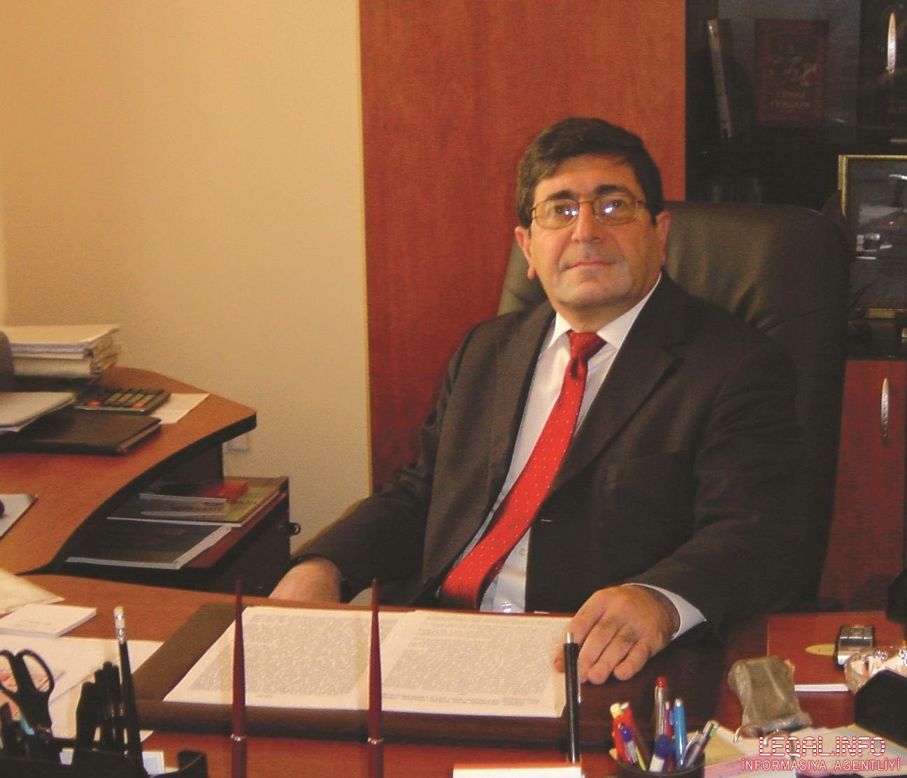 Bakıda məktəb direktoru vəfat edib