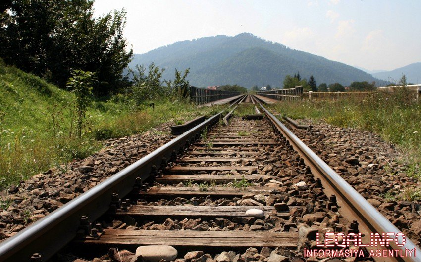 Naxçıvandan keçməklə Ermənistan-İran dəmir yolu xəttinin açılması müzakirə edilir