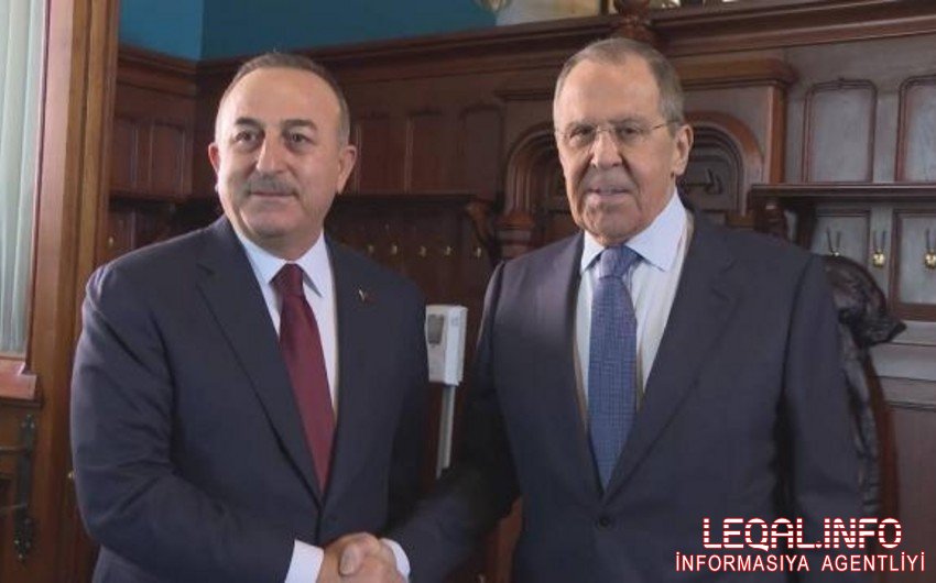Çavuşoğlu ilə Lavrovun görüşü başlayıb