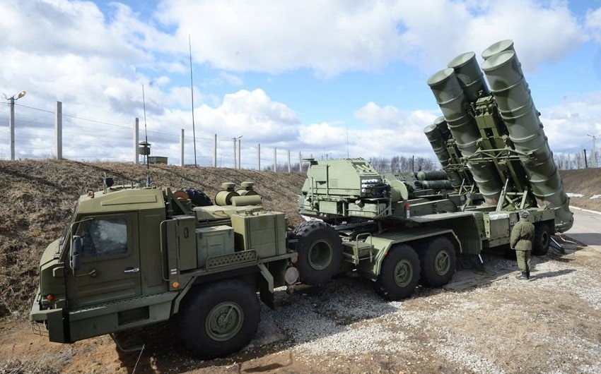 Rusiya “S-500” zenit-raket komplekslərini silahlanmaya daxil edib