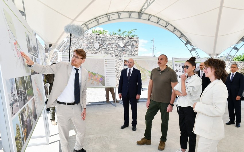 Prezident və xanımına Zəngilan şəhərinin Baş planı təqdim olunub