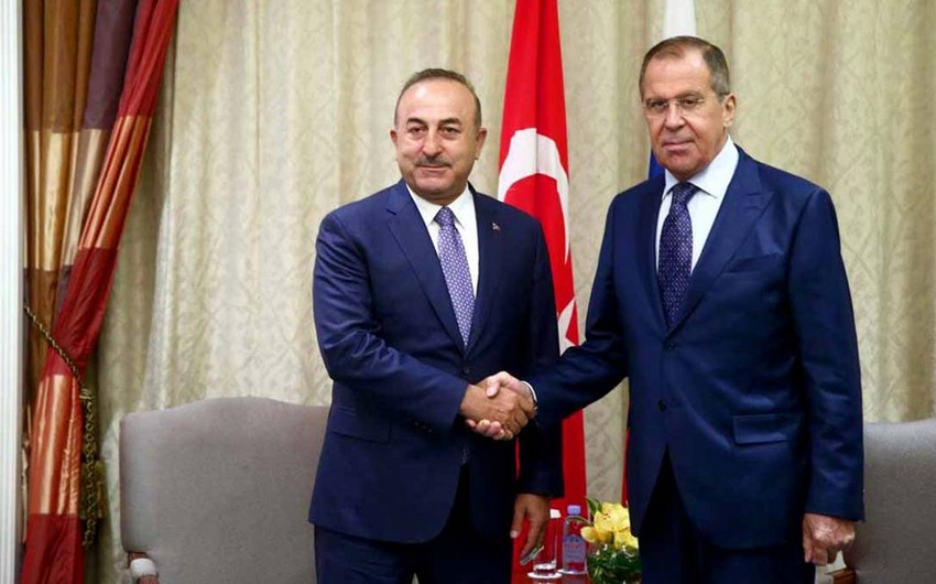 Çavuşoğlu və Lavrov Azərbaycan-Ermənistan münasibətlərini müzakirə edib