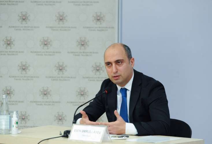 Təhsil naziri şagirdlərin qəzaya düşməsinə münasibət bildirib