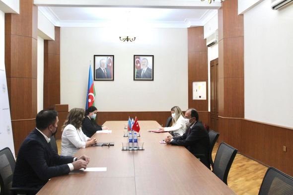 Türkiyənin ailə və sosial xidmətlər naziri Şuşaya gedib