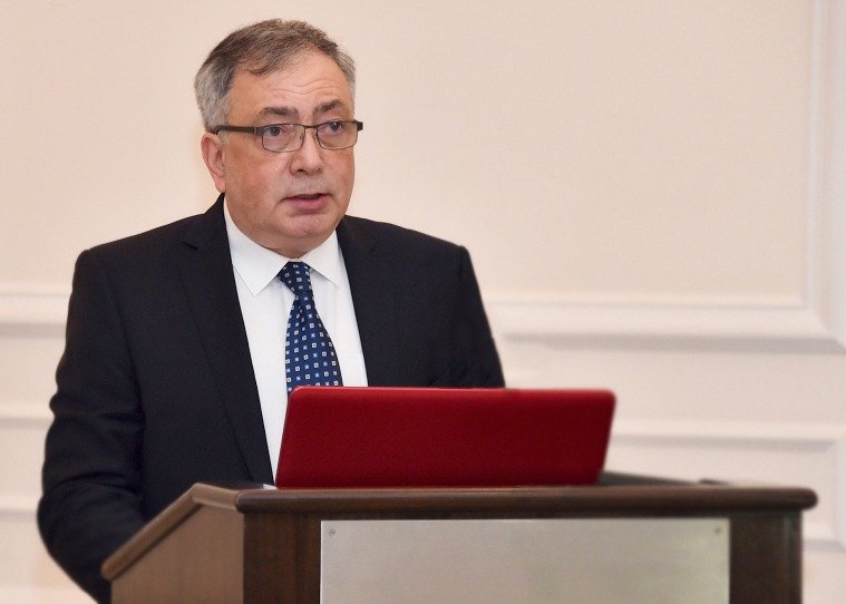 “Yeni növ koronavirus hələ də bizimlədir və təhlükəlidir” “Yeni növ koronavirus hələ də bizimlədir və təhlükəlidir”