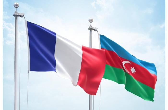 Fransa Azərbaycana 130 minaaxtaran detektor hədiyyə edib