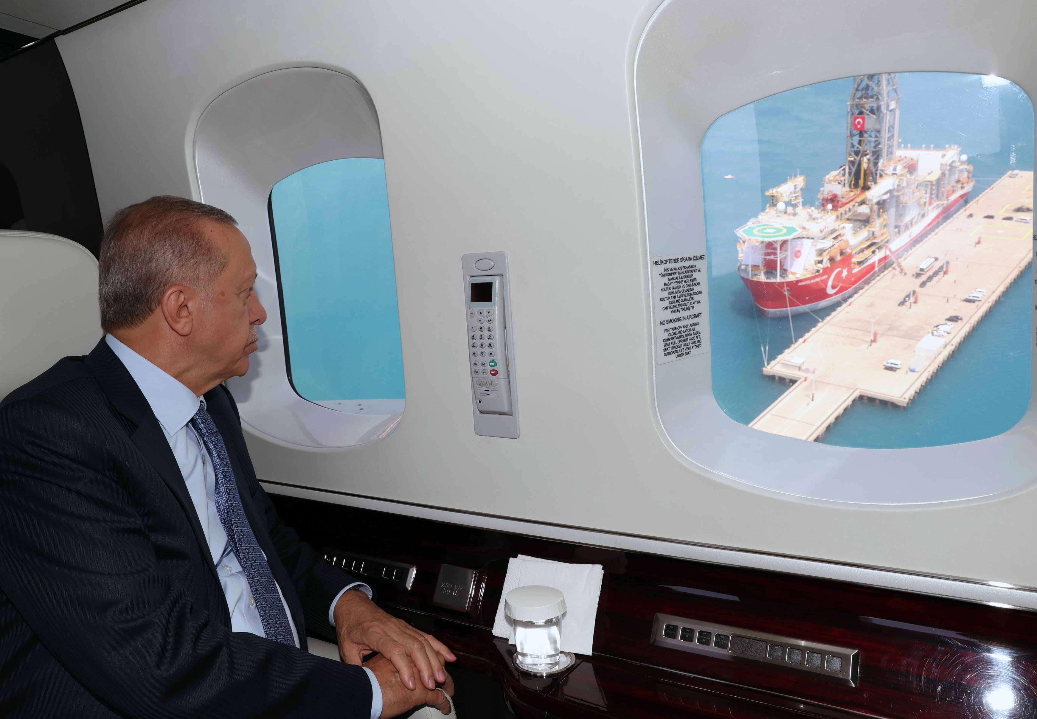 Ərdoğan Türkiyənin yeni qazma gəmisinin yola salınma mərasimində iştirak edib