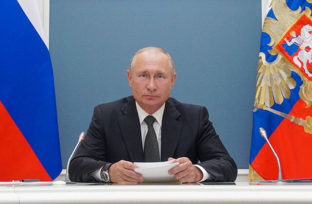 Putin Təhlükəsizlik Şurası ilə operativ müşavirə keçirdi