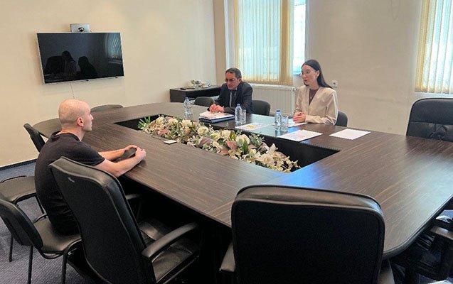 Ombudsman nümayəndələri erməni məhkumlarla görüşdü