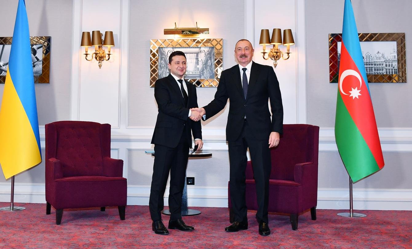 İlham Əliyev Zelenskiyə məktub göndərdi