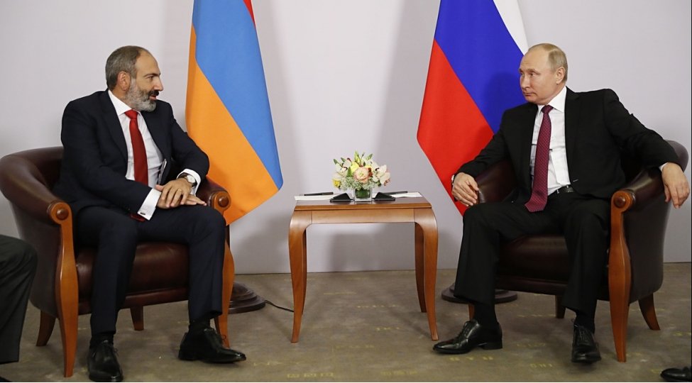 Paşinyan yenə Putinə zəng etdi