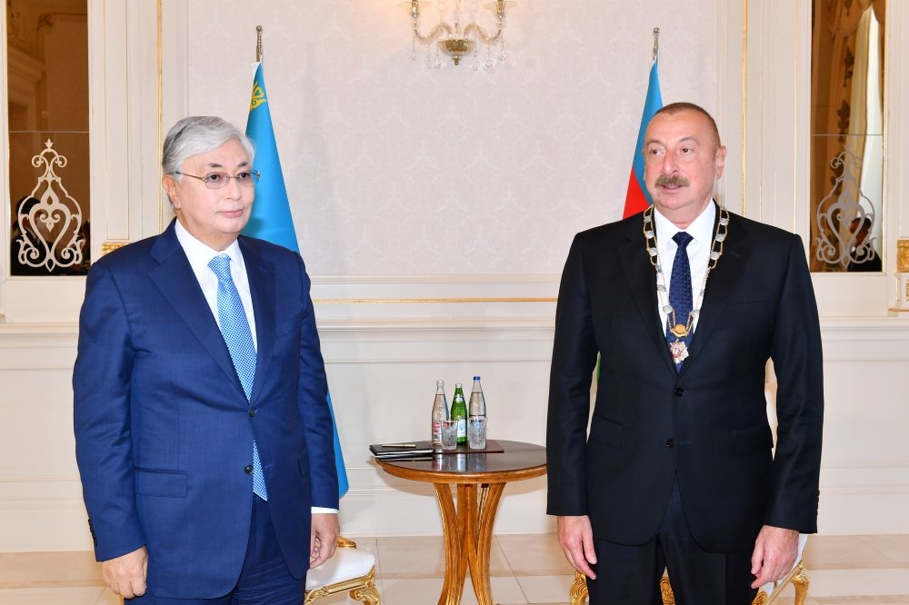 İlham Əliyev “Altın kıran” - “Qızıl qartal” ordeni ilə təltif olundu İlham Əliyev “Altın kıran” - “Qızıl qartal” ordeni ilə təltif olundu