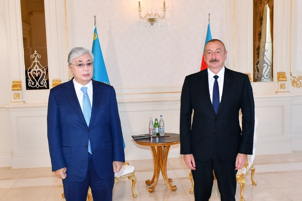 İlham Əliyev “Altın kıran” - “Qızıl qartal” ordeni ilə təltif olundu İlham Əliyev “Altın kıran” - “Qızıl qartal” ordeni ilə təltif olundu