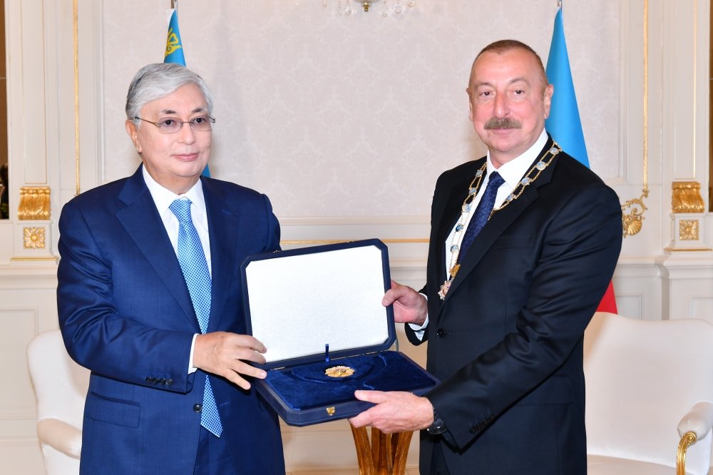İlham Əliyev “Altın kıran” - “Qızıl qartal” ordeni ilə təltif olundu