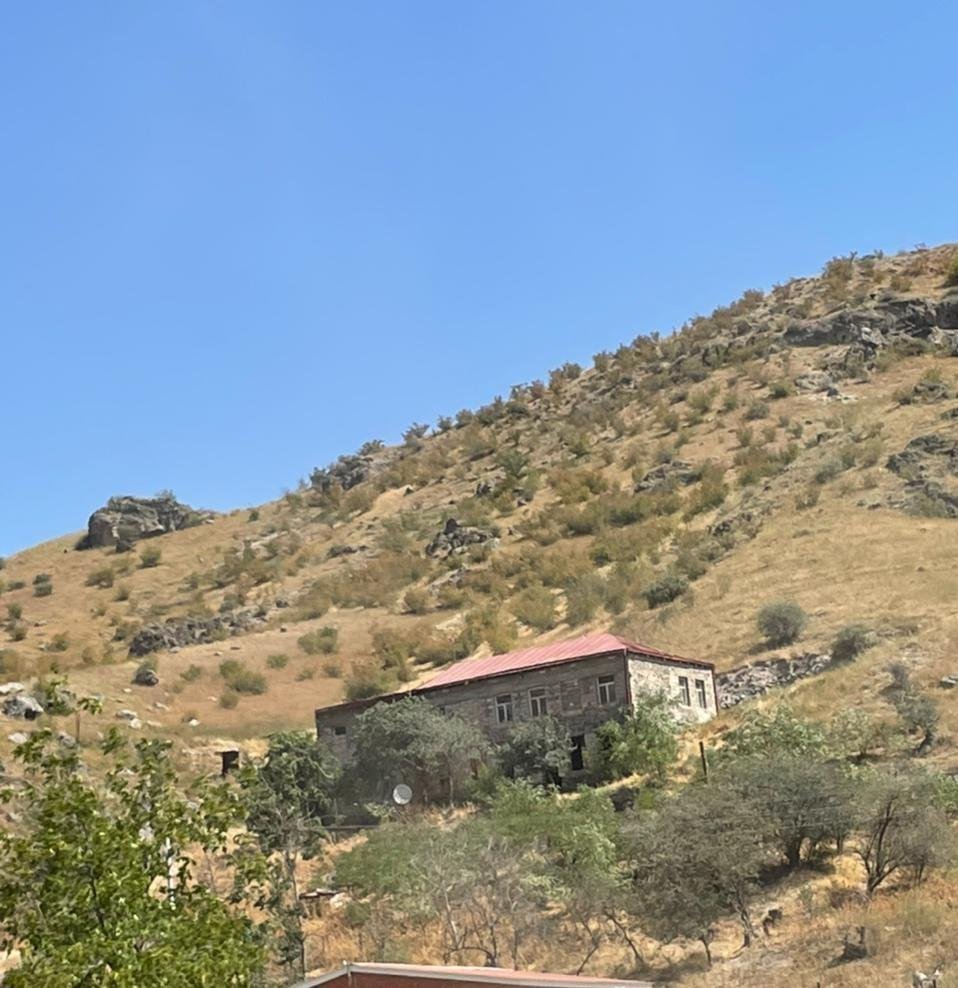 "Zabuxdan çıxanda 10 yaşım vardı, indi oğlumun 10 yaşı var" "Zabuxdan çıxanda 10 yaşım vardı, indi oğlumun 10 yaşı var"