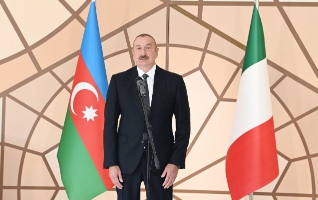 Azərbaycanla İtaliya arasında sənədlərin mübadiləsi oldu