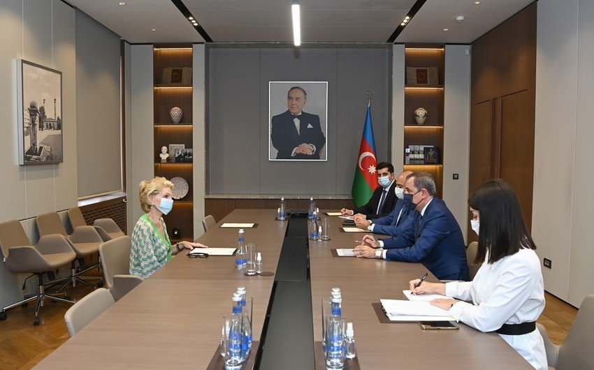 Ceyhun Bayramov UNESCO-nun xoşməramlı səfirini qəbul edib
