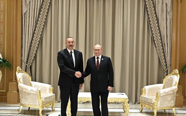 Putin İlham Əliyevə zəng etdi