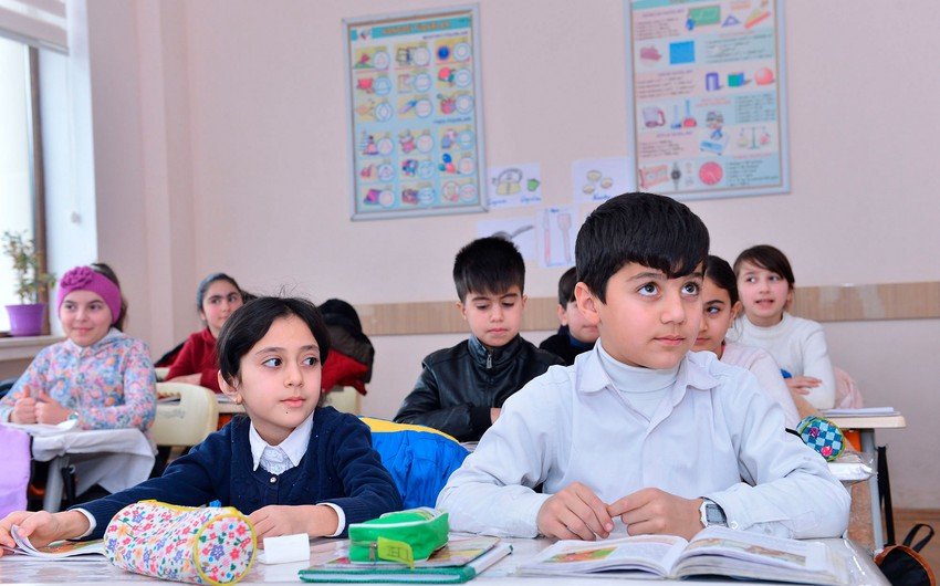 Valideynlər, müəllimlər və şagirdlər tərəfindən hüquqi məsuliyyət yarada bilən davranış nümunələri hazırlanıb