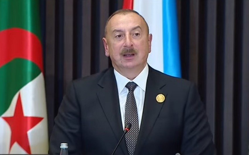 Dövlət başçısı: 