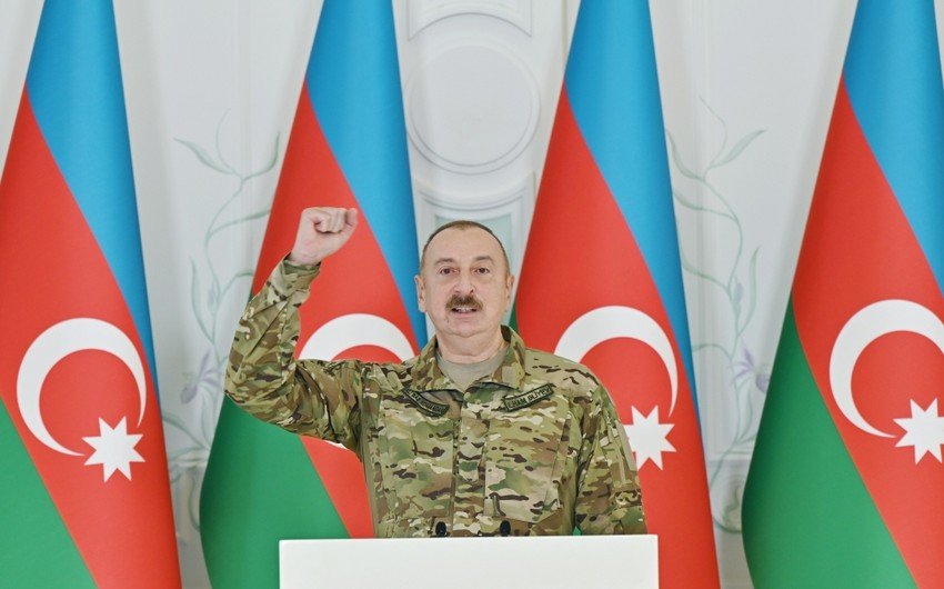Prezident Zəfər Günü münasibətilə Şuşada təşkil olunan tədbirdə iştirak edib