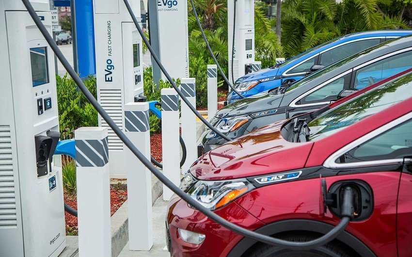 Zavod buraxılış tarixindən 3 ilədək ötmüş elektrik minik avtomobilləri idxal gömrük rüsumundan azad edilib
