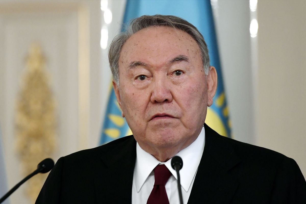 Nursultan Nazarbayev ürəyindən əməliyyat olunub