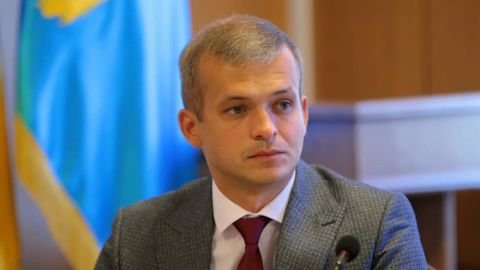 Ukraynada nazir əvəzi vəzifəsindən azad edilib
