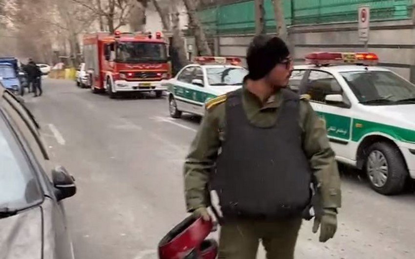 Azərbaycanın İrandakı səfirliyinə silahlı hücum olub, 1 nəfər ölüb, 1 nəfər yaralanıb