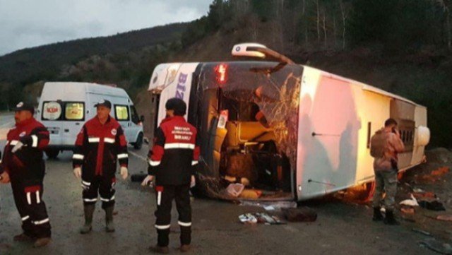 Türkiyədə avtobus aşıb: Ölənlər və yaralananlar var