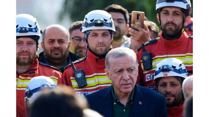 Ərdoğan 114 834 nəfərin dağıntılar altından sağ çıxarıldığını bildirib