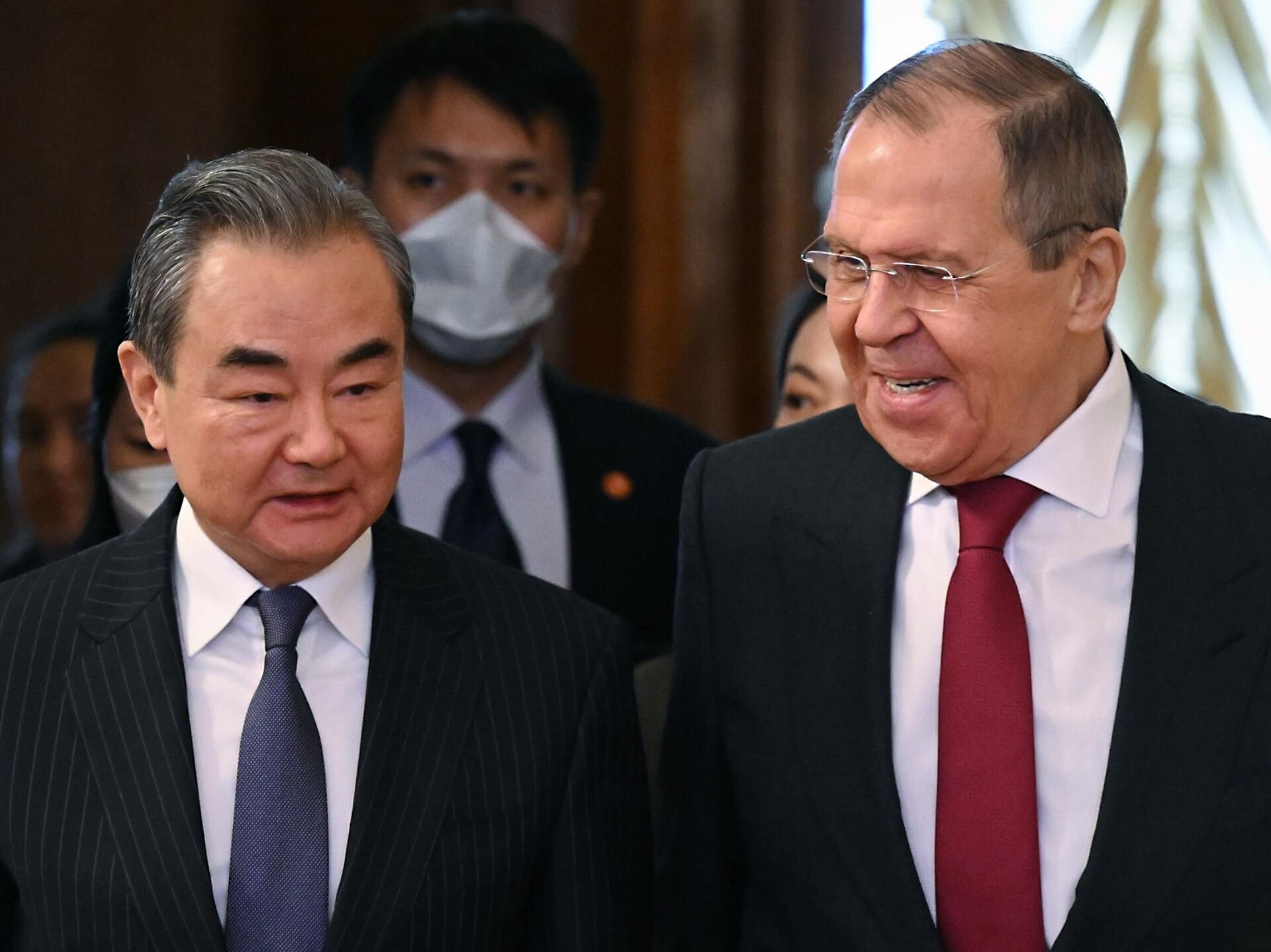 Moskva ilə Pekin bir-birilərinin maraqlarını müdafiə etməyə hazırdır
