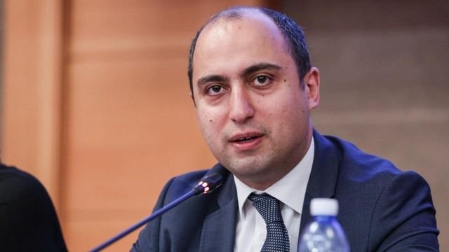 Nazir: 