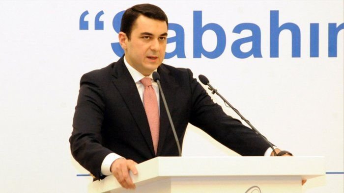 Adil Kərimli Mədəniyyət Nazirliyinin əvvəlki rəhbərliyinin kadr siyasətini sərt tənqid edib