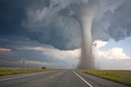 Bayden Missisipidə tornadoya görə fövqəladə vəziyyət elan edib